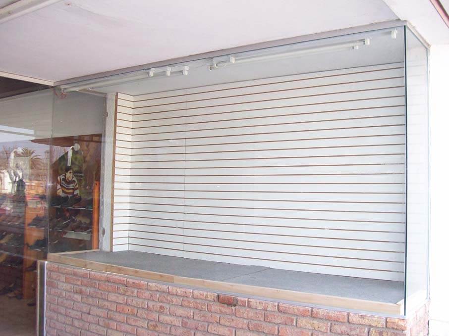 La Vidrieria Frentes Comerciales