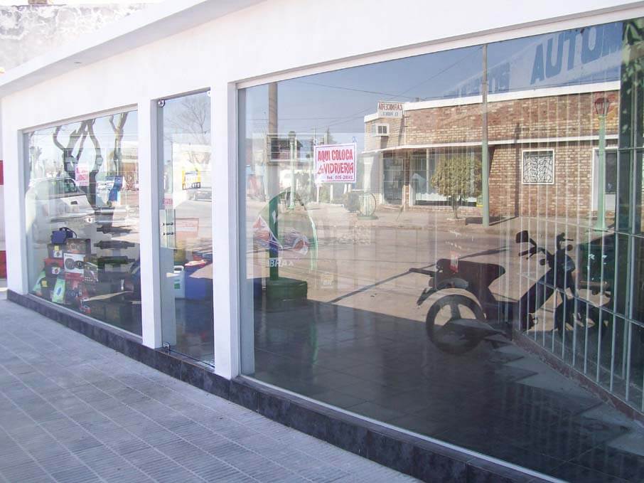 La Vidrieria Frentes Comerciales